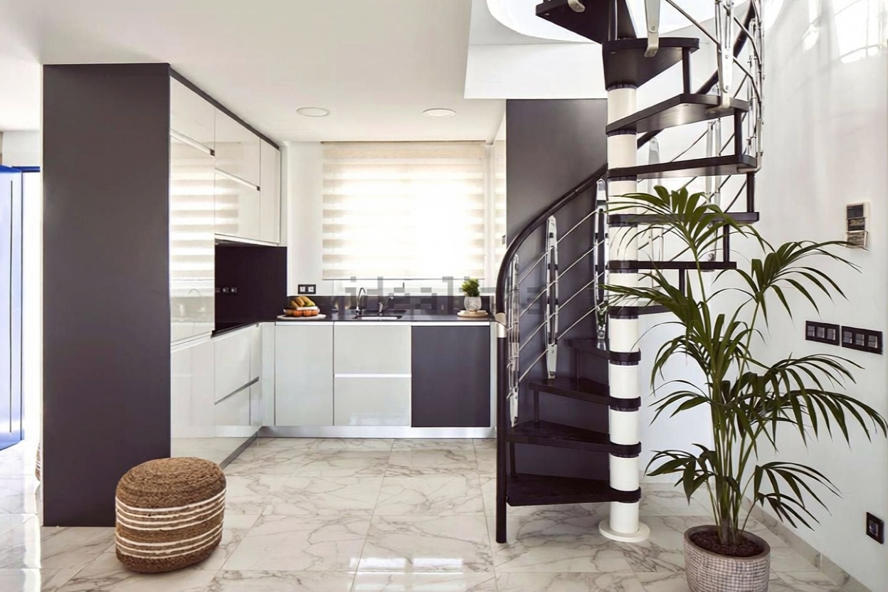 Beachfront flat in Sant Josep de sa Talaia — Kitchen