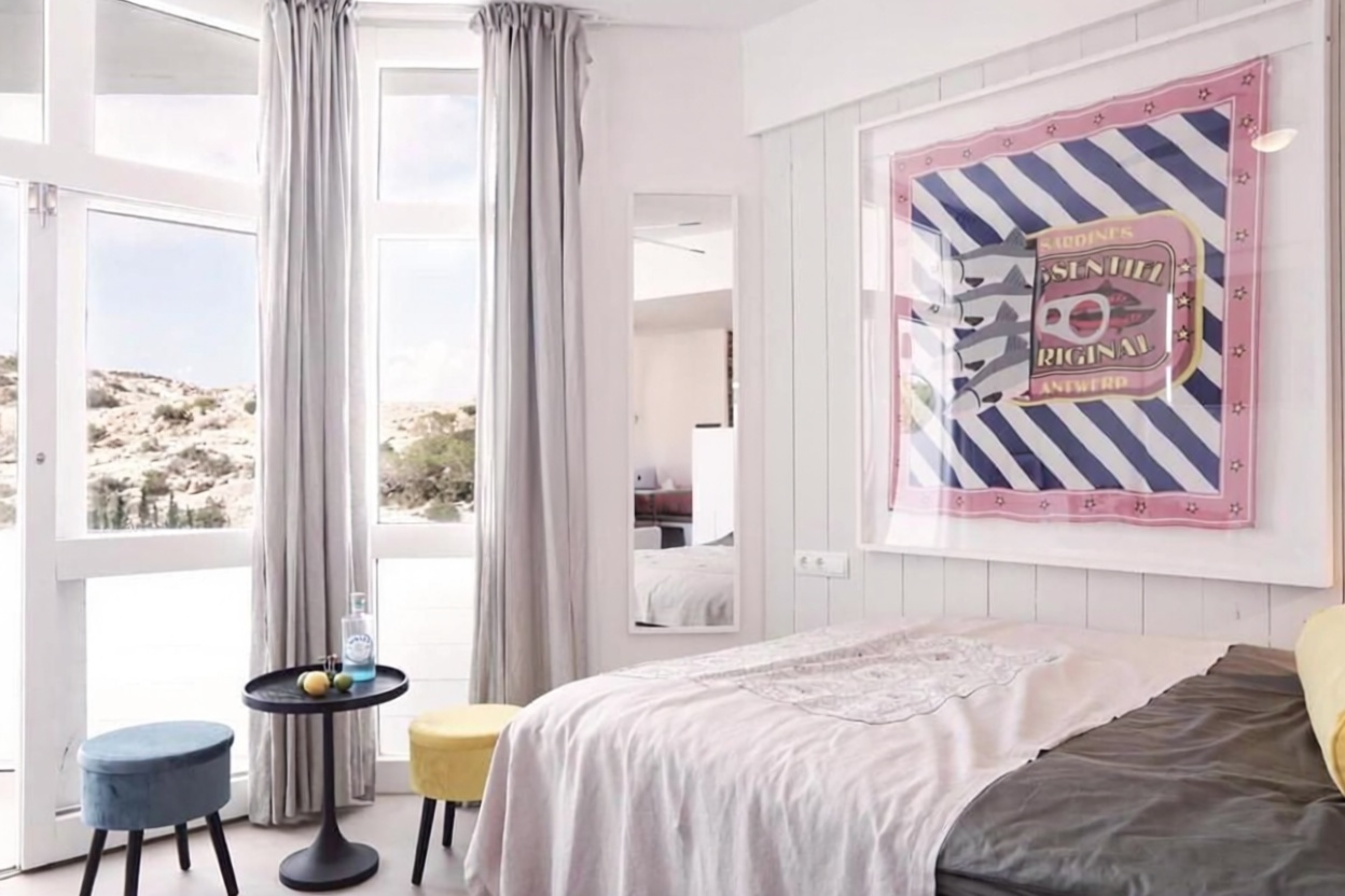 Beachfront studio in Ibiza — Bedroom