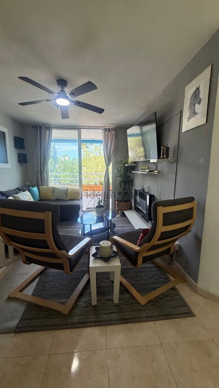 Beachfront flat in Sant Josep de sa Talaia — Living room
