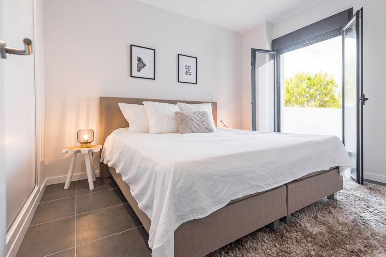 Beachfront flat in Sant Josep de sa Talaia — Bedroom