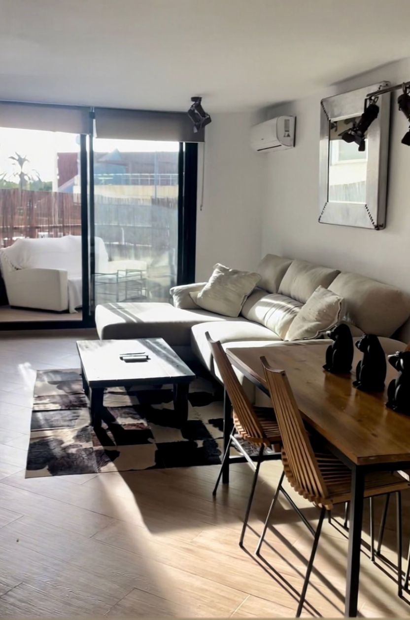 Wohnung in erste Strandlinie in Eivissa — Wohnzimmer