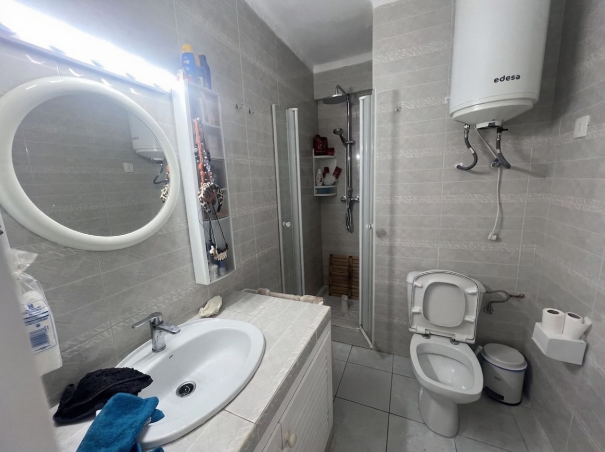 Beachfront flat in Sant Antoni de Portmany — Bathroom