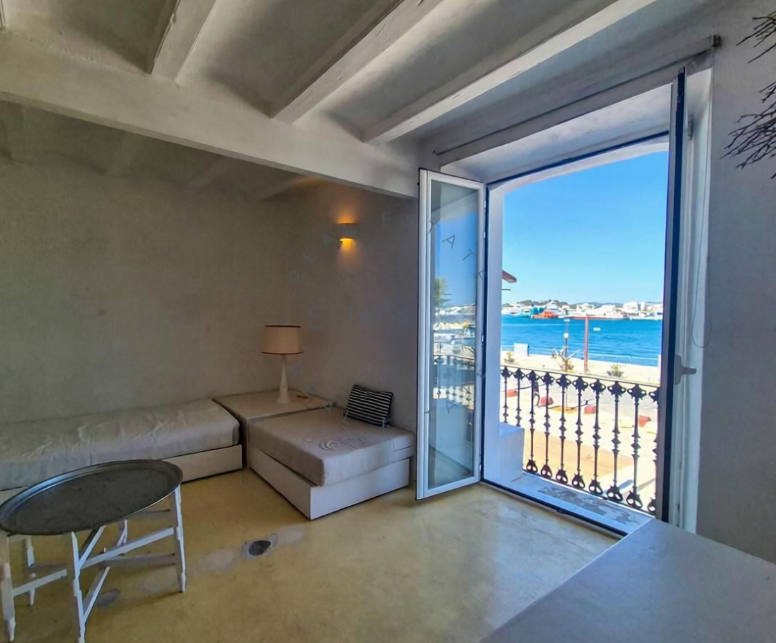 Wohnung in erste Strandlinie in Eivissa — Wohnzimmer
