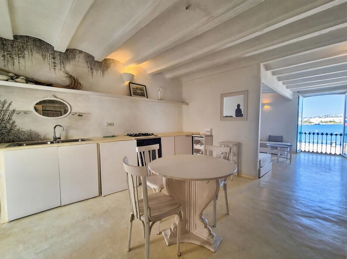 Wohnung in erste Strandlinie in Eivissa — Küche