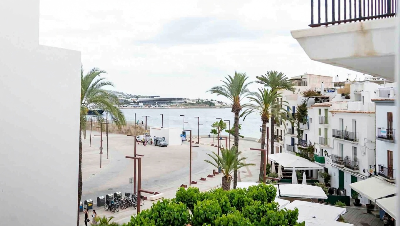 Wohnung in erste Strandlinie in Eivissa