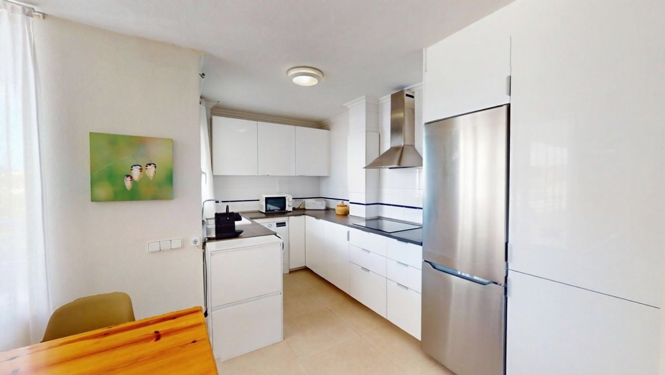 Beachfront flat in Sant Josep de sa Talaia — Kitchen