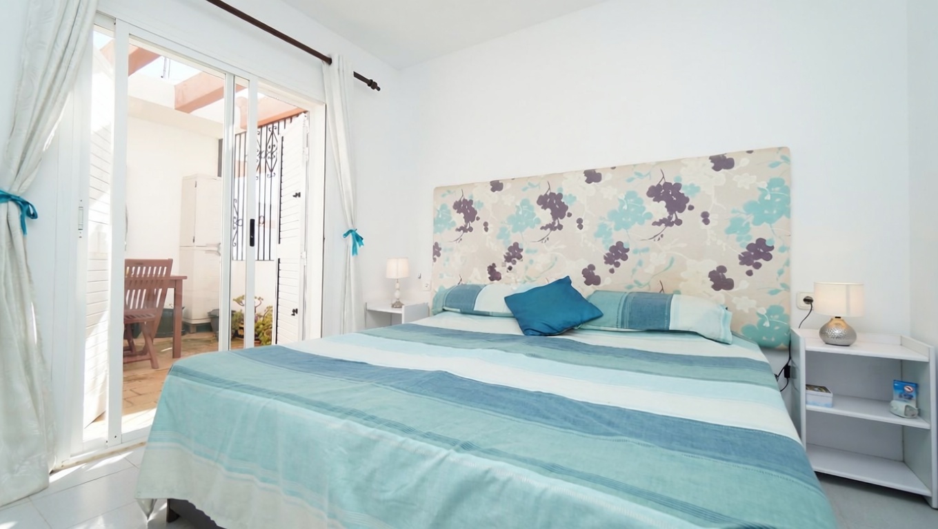 Ático em primeira linha de mar em Santa Eulalia del Río — Quarto