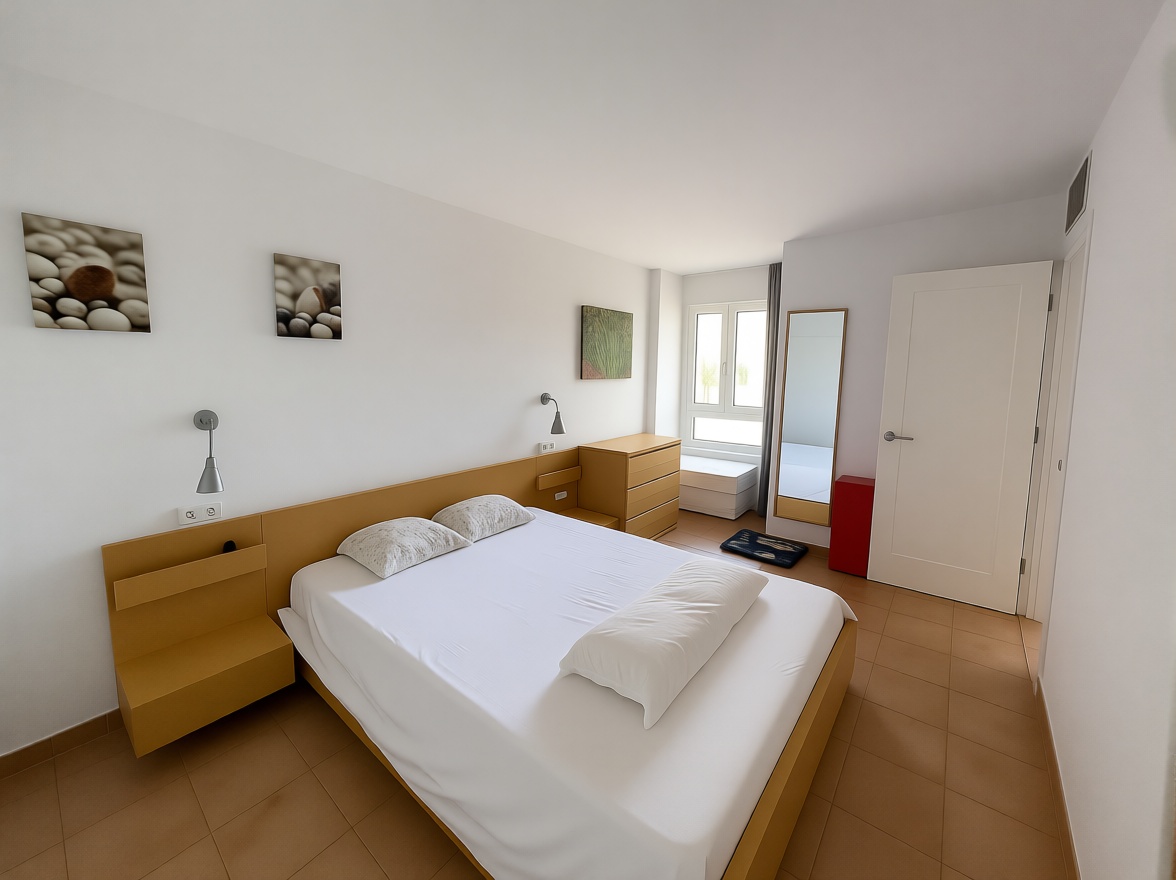 Penthouse in erste Meereslinie in Santa Eulalia del Río — Schlafzimmer