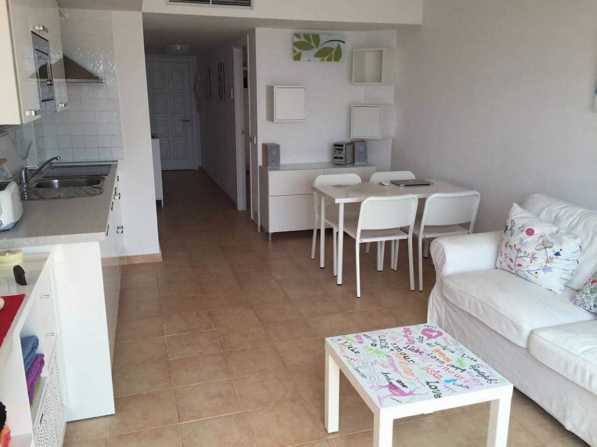 Wohnung in erste Strandlinie in Santa Eulalia del Río — Wohnzimmer