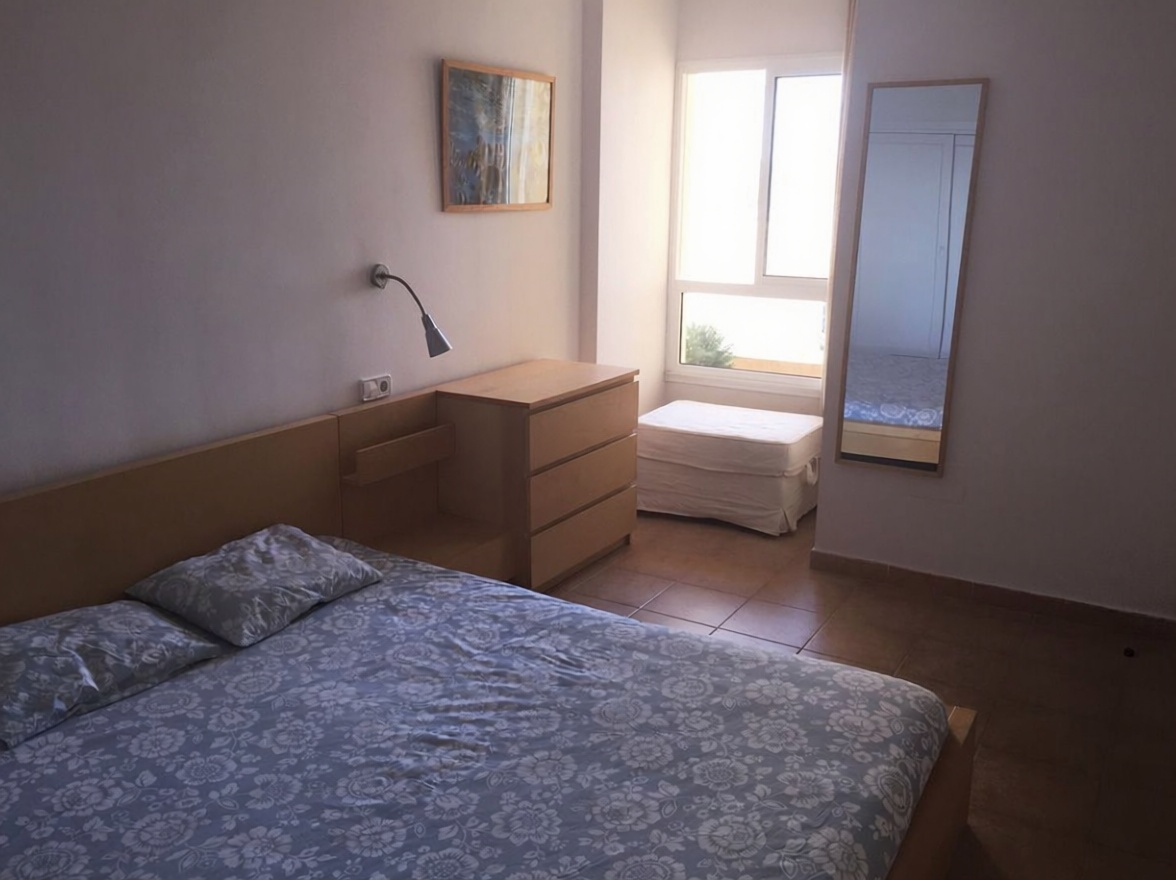 Wohnung in erste Strandlinie in Santa Eulalia del Río — Schlafzimmer