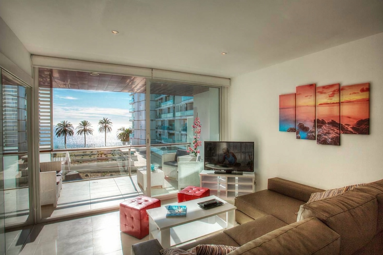 Wohnung in erste Strandlinie in Eivissa — Wohnzimmer