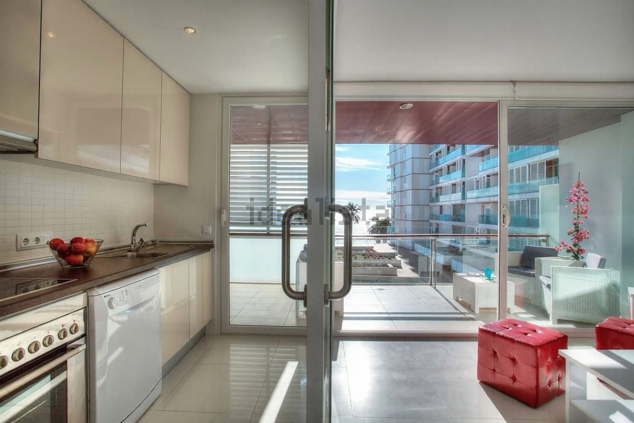 Wohnung in erste Strandlinie in Eivissa — Küche