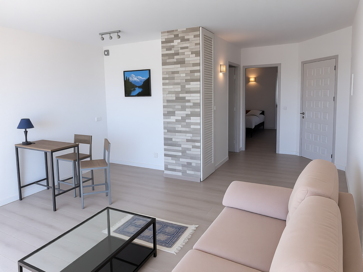 Apartamento em primeira linha de praia em Santa Eulalia del Río — Sala