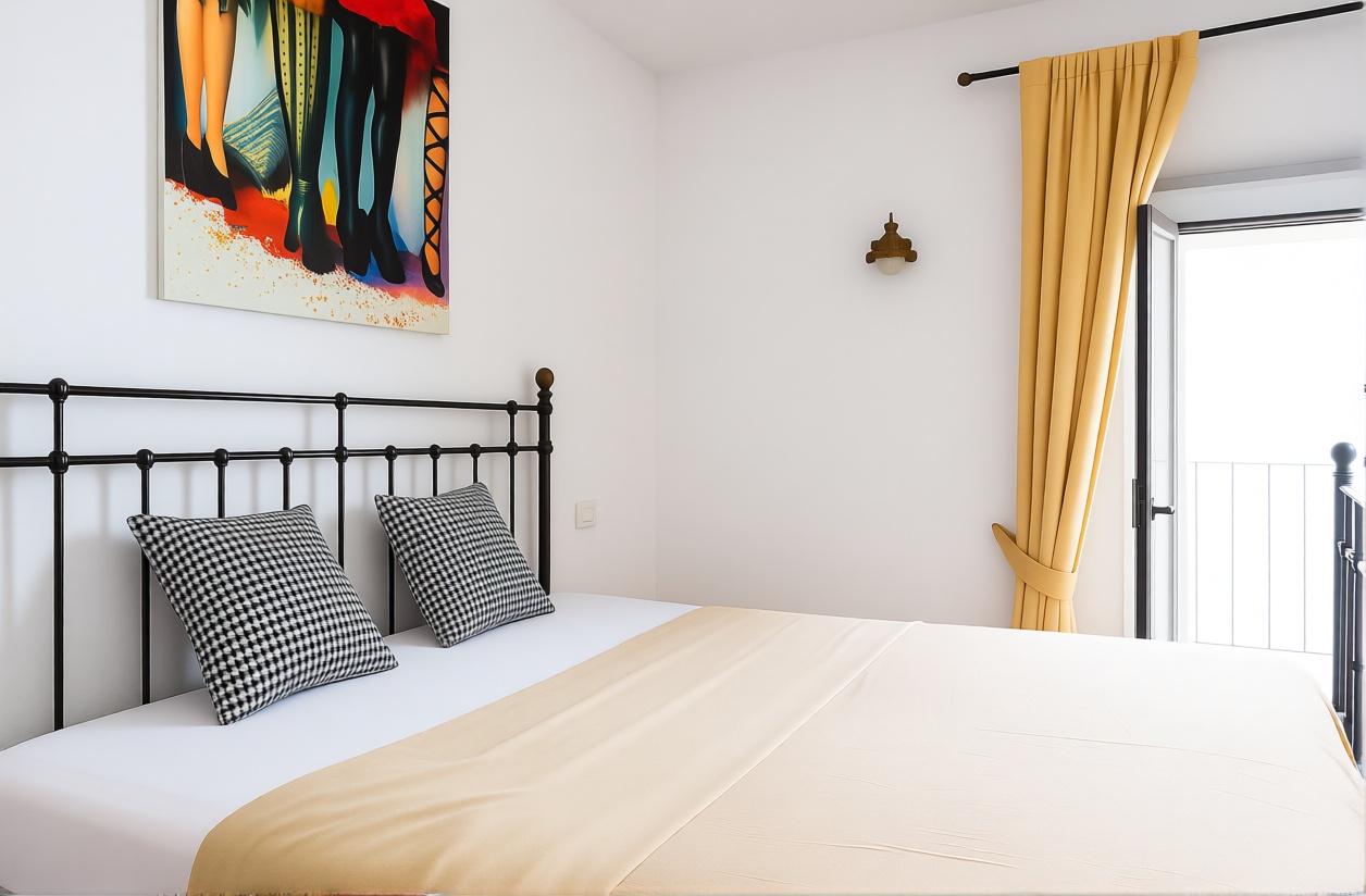 Beachfront flat in Eivissa — Bedroom