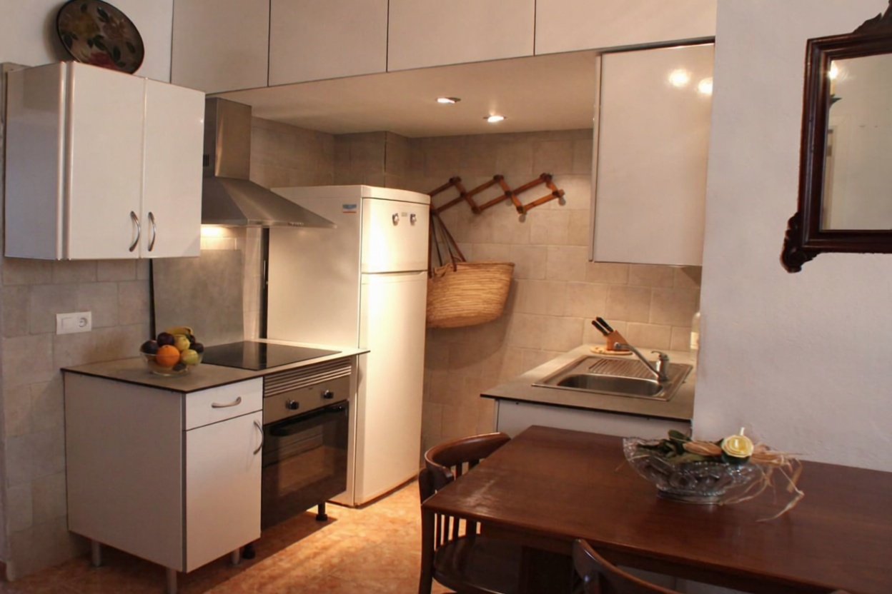 Chalet with direct beach access in Eivissa — Kitchen