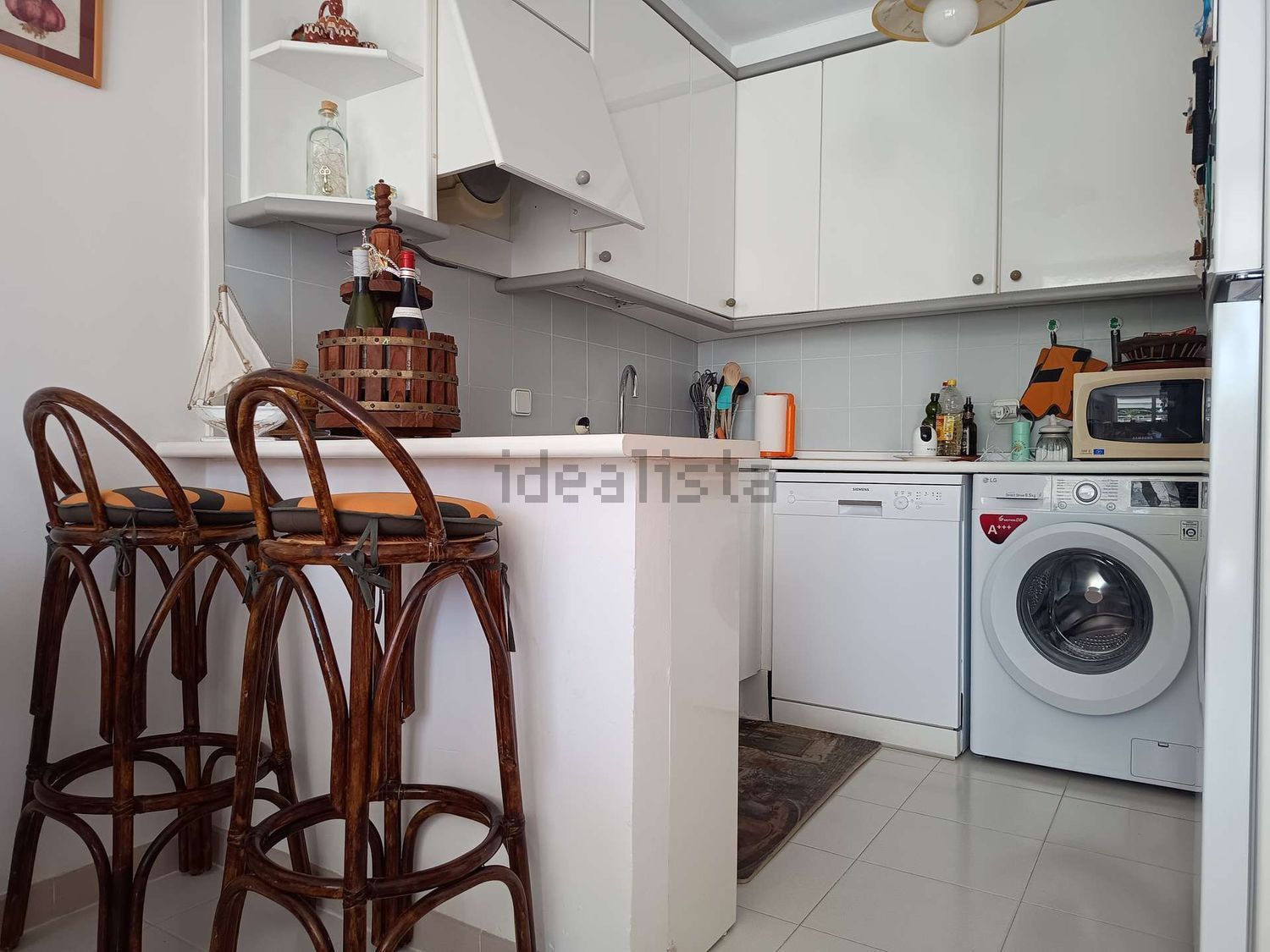 Apartamento em primeira linha de praia em Santa Eulalia del Río — Cozinha