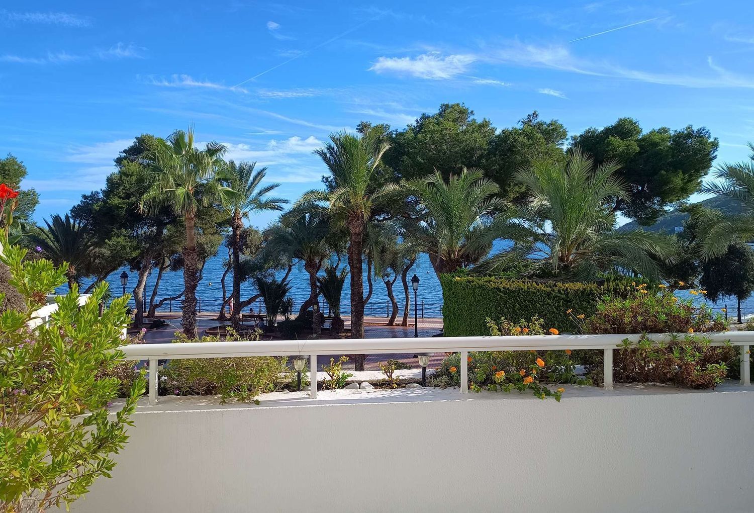 Apartamento em primeira linha de praia em Santa Eulalia del Río