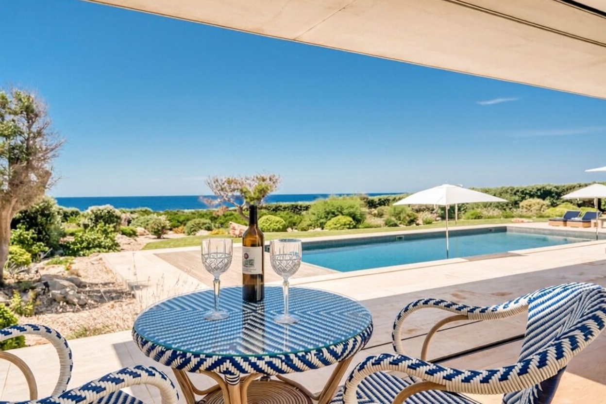 Chalet mit direkter Strandzugang in Maó/Mahón