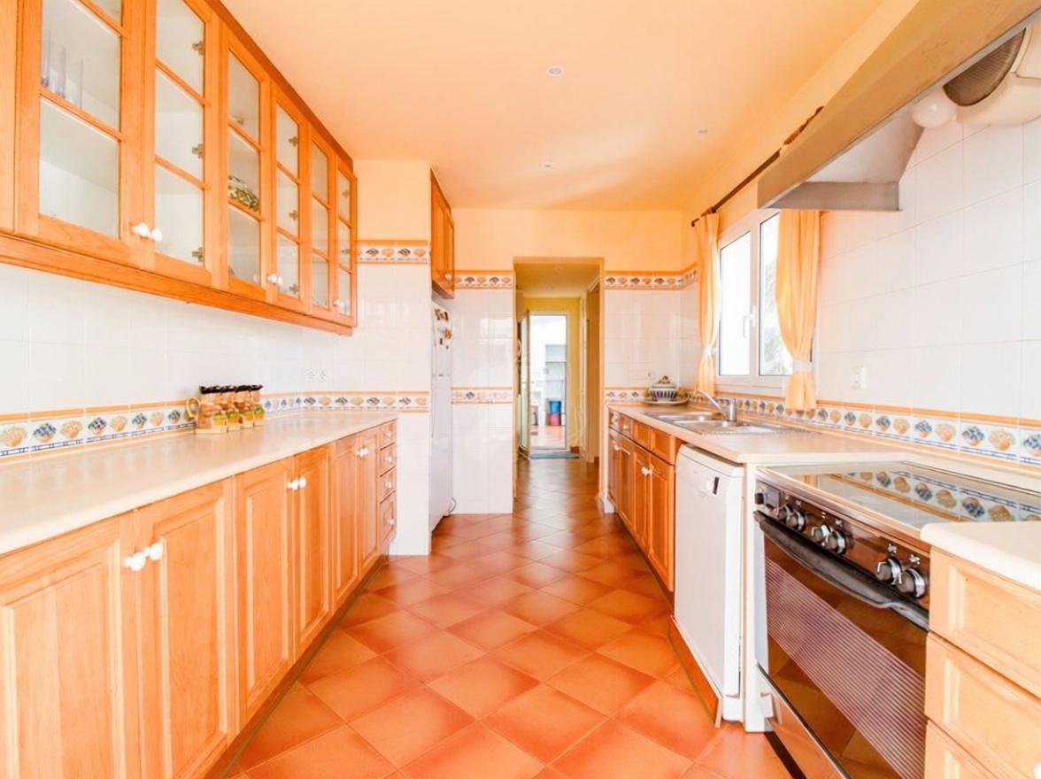 Chalet mit direkter Strandzugang in Maó/Mahón — Küche