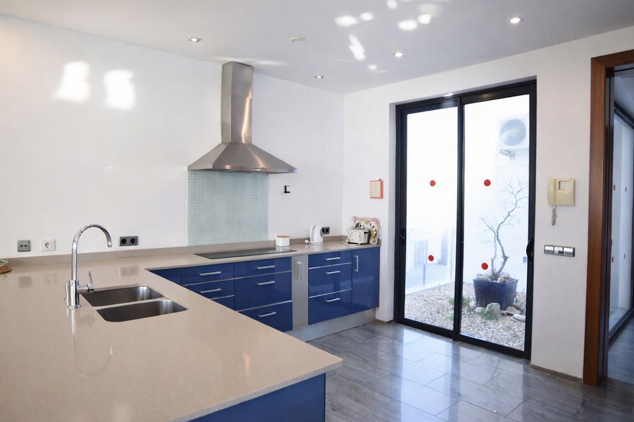 Chalet avec accès direct à la plage à Ciutadella — Cuisine
