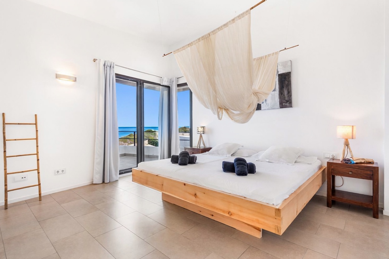 Chalet con acceso directo a playa en Ciutadella — Dormitorio