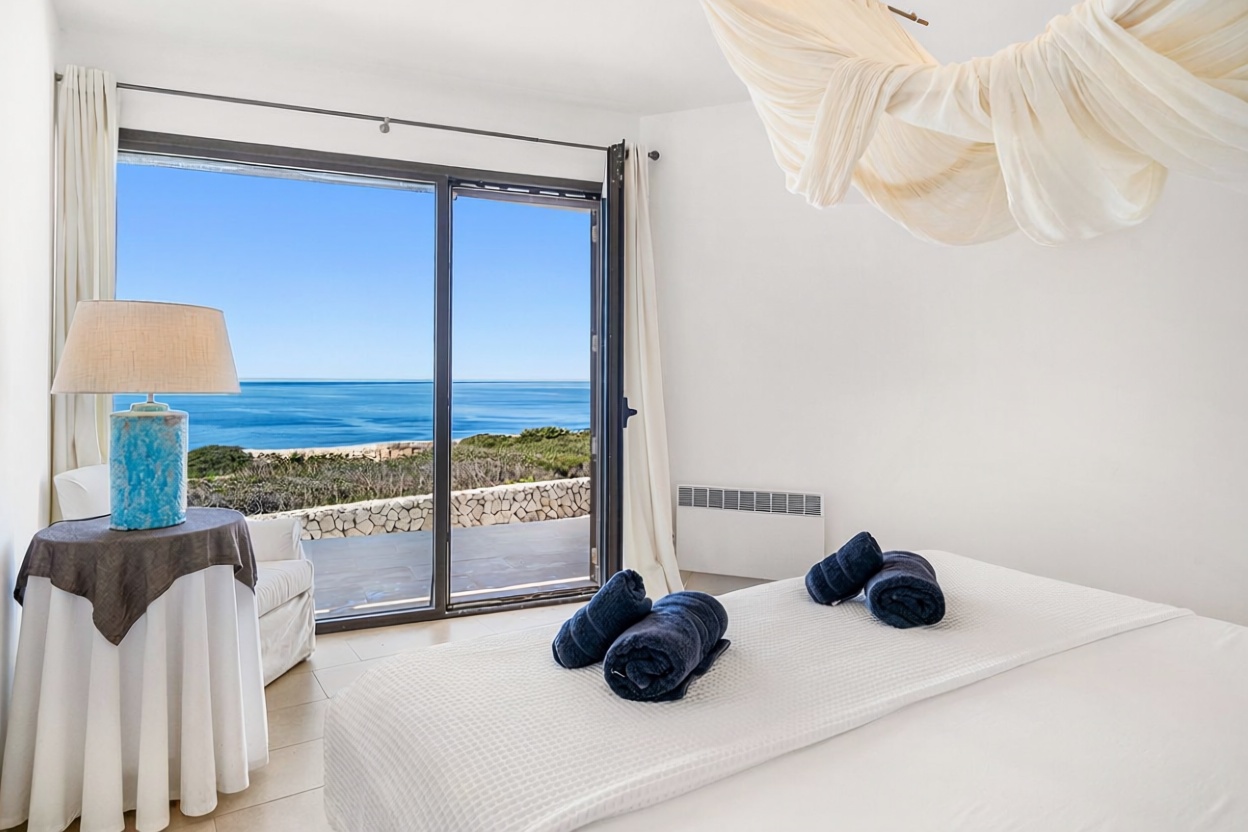 Chalet con acceso directo a playa en Ciutadella — Dormitorio