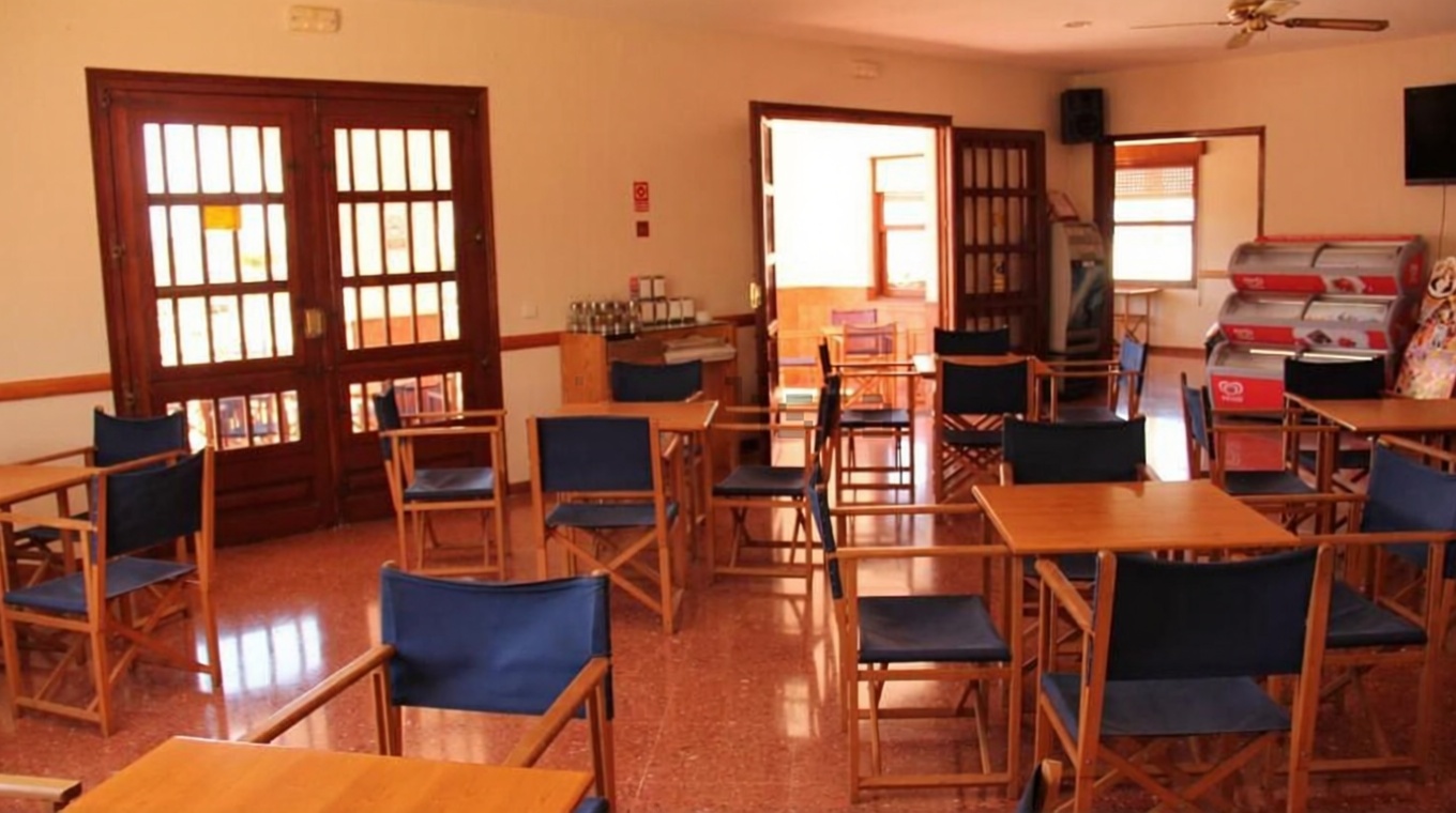 Chalet con acceso directo a playa en Ciutadella — Comedor