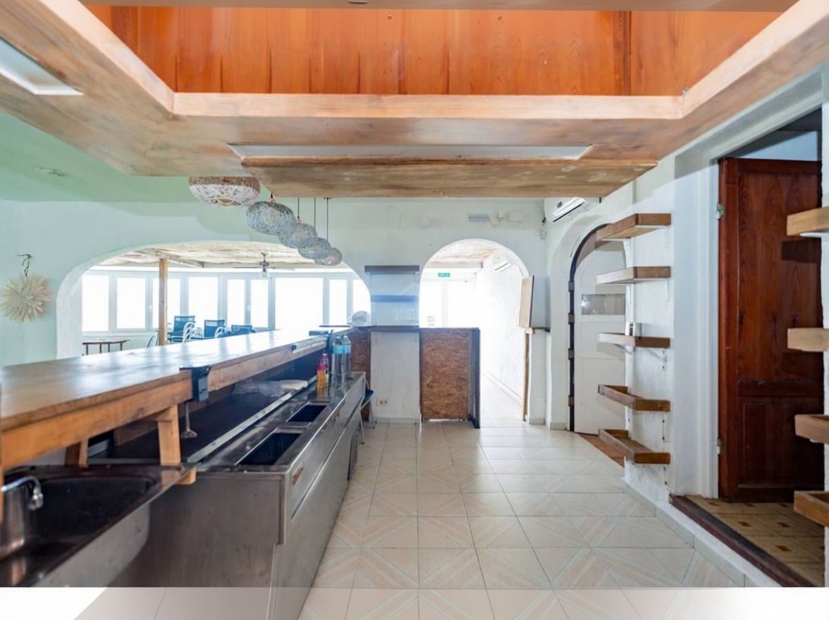 Chalet with direct beach access in Mallorca, Balears (Illes) — Kitchen