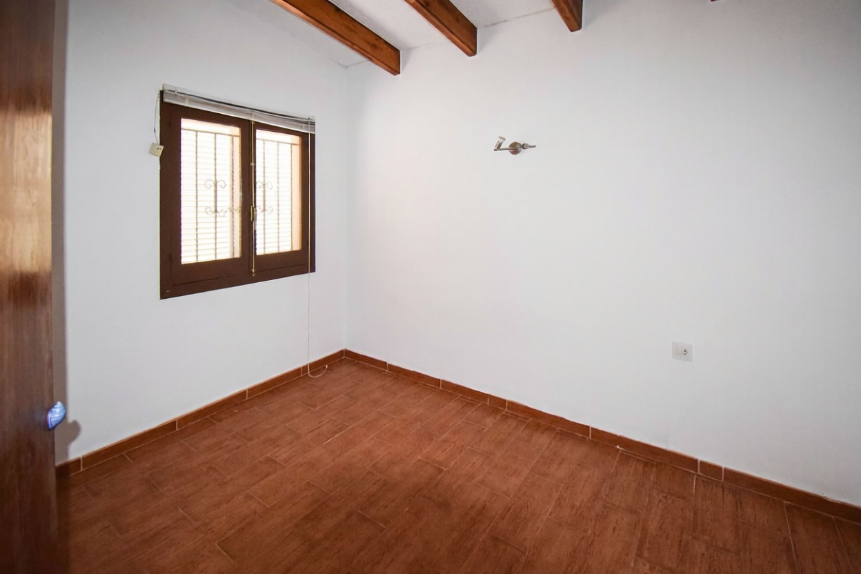 Chalet with direct beach access in Ciutadella — Bedroom