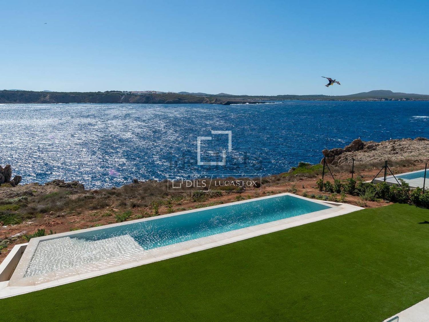 Chalet with direct beach access in Es Mercadal