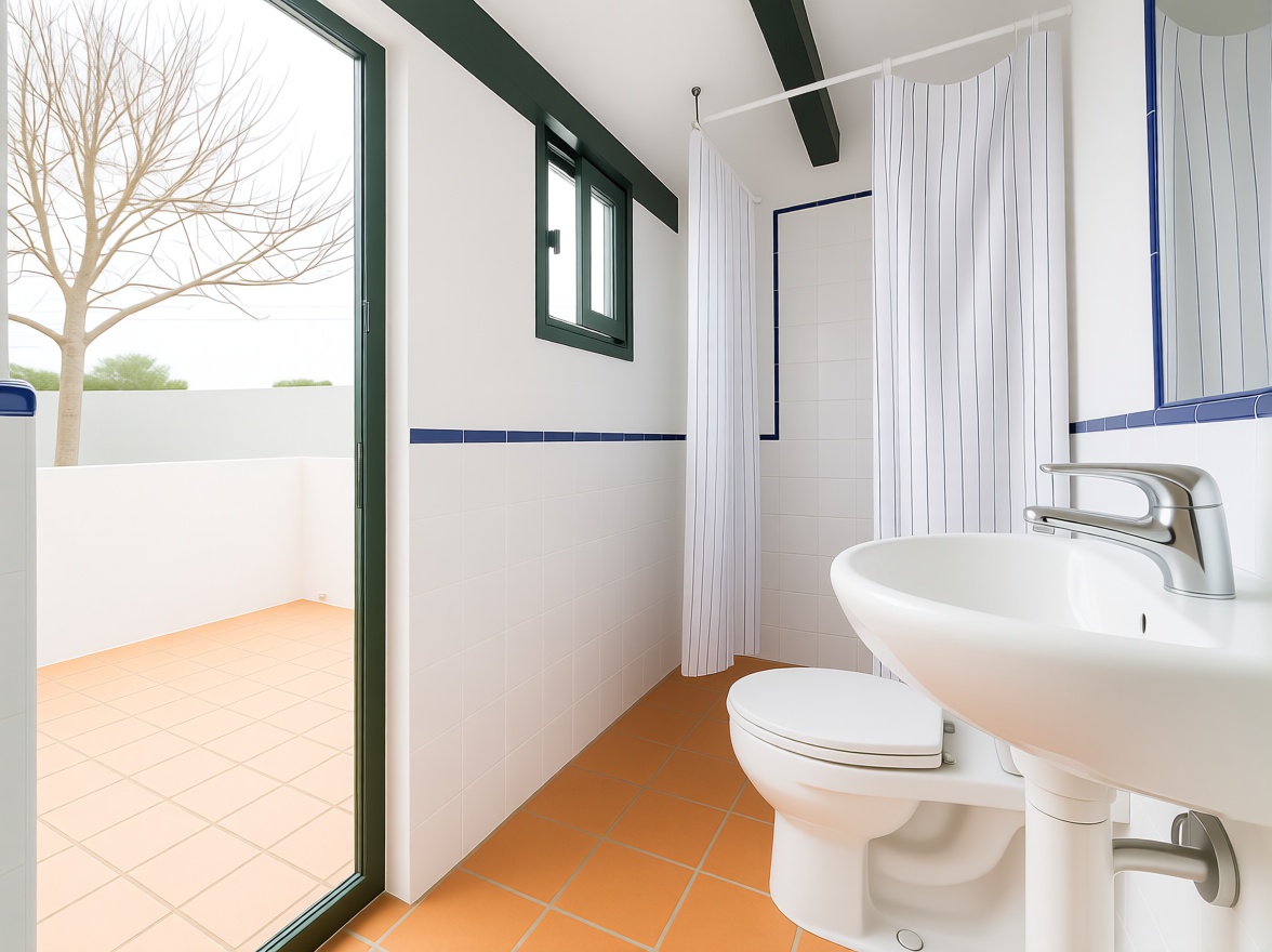 Chalet with direct beach access in Mallorca, Balears (Illes) — Bathroom