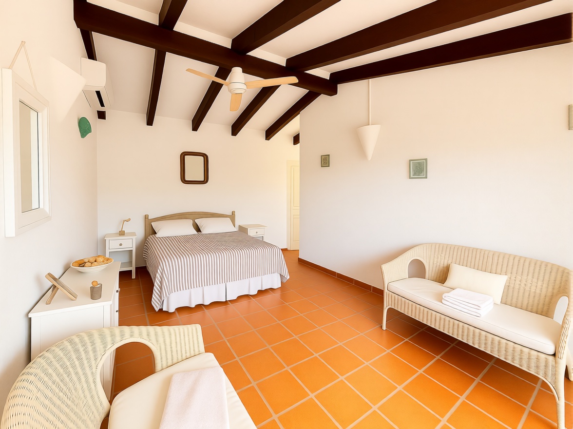 Chalet with direct beach access in Mallorca, Balears (Illes) — Bedroom
