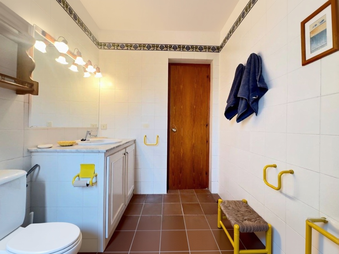 Chalet with direct beach access in Ciutadella — Bedroom