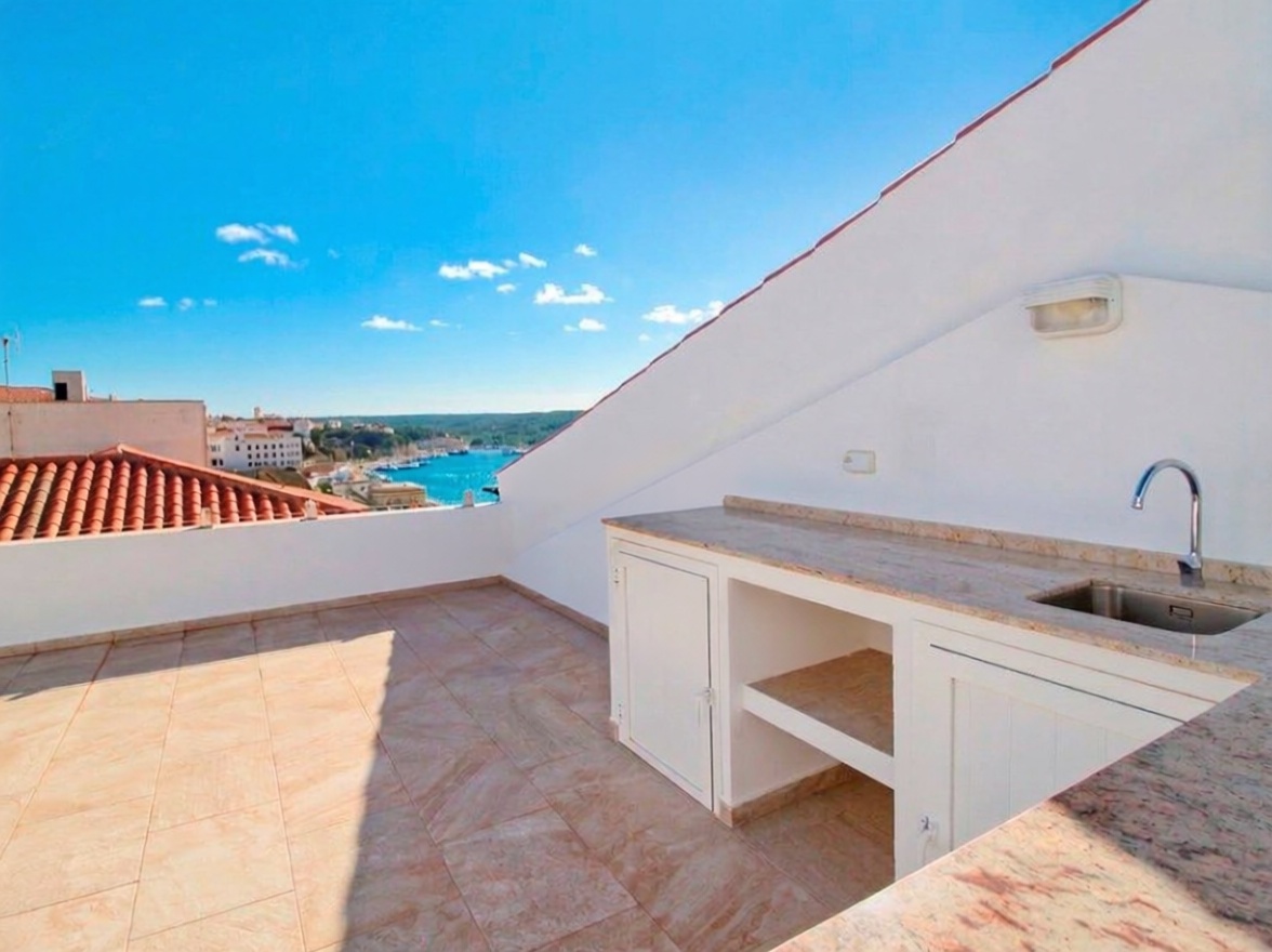 Chalet con acceso directo a playa en Maó — Terraza mar