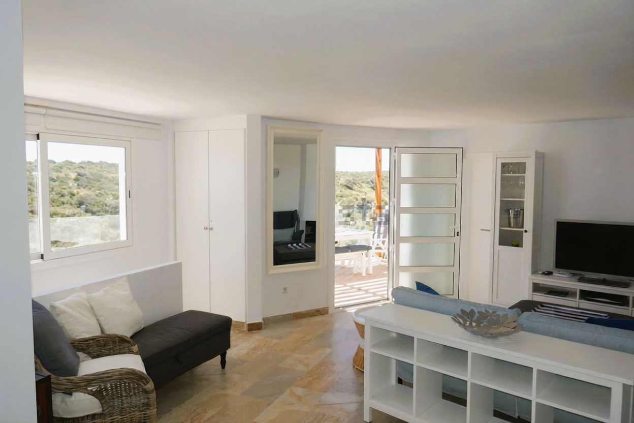 Chalet with direct beach access in Mallorca, Balears (Illes) — Living room