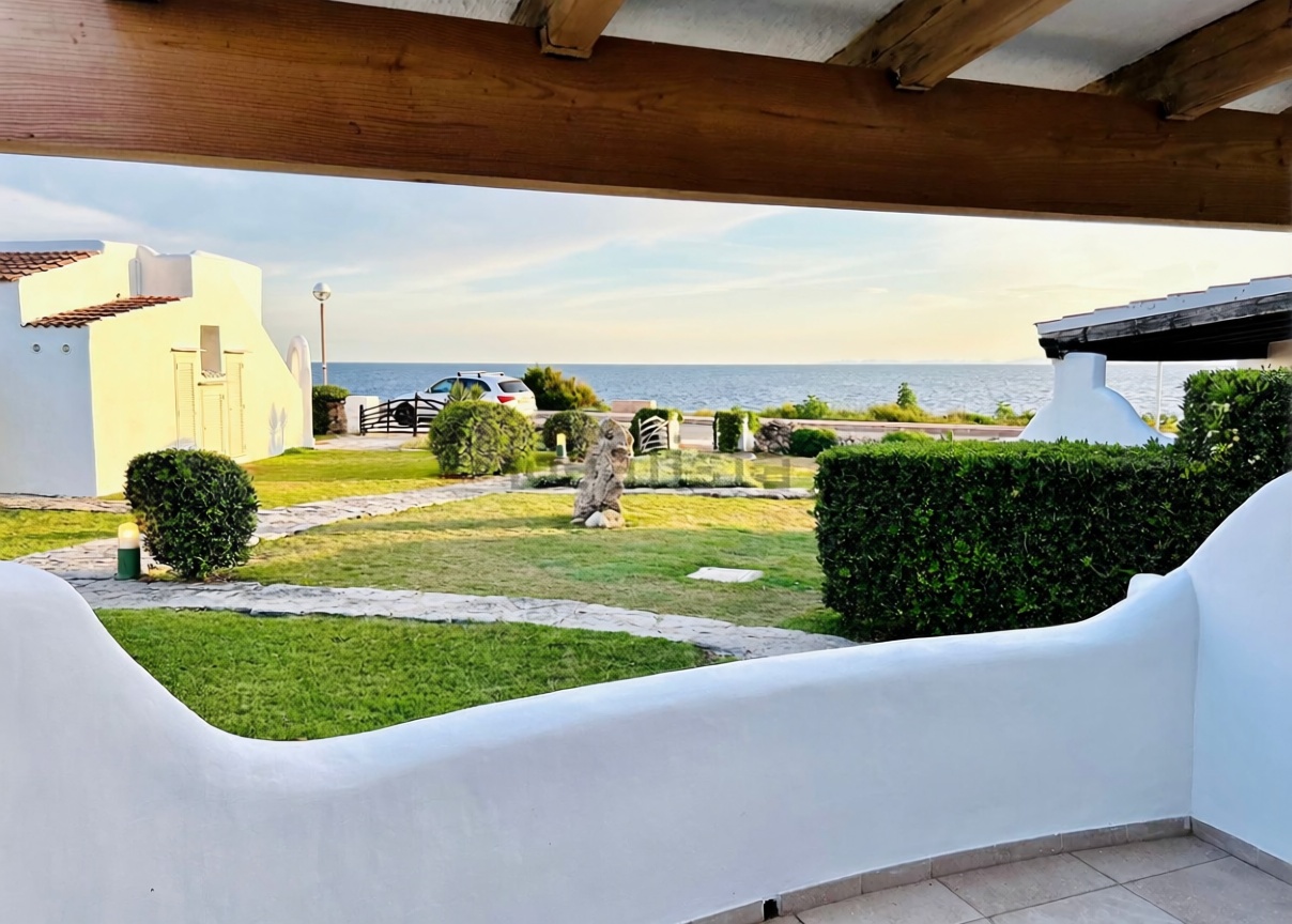 Chalet with direct beach access in Ciutadella