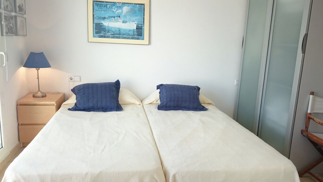 Beachfront duplex in Maó/Mahón — Bedroom