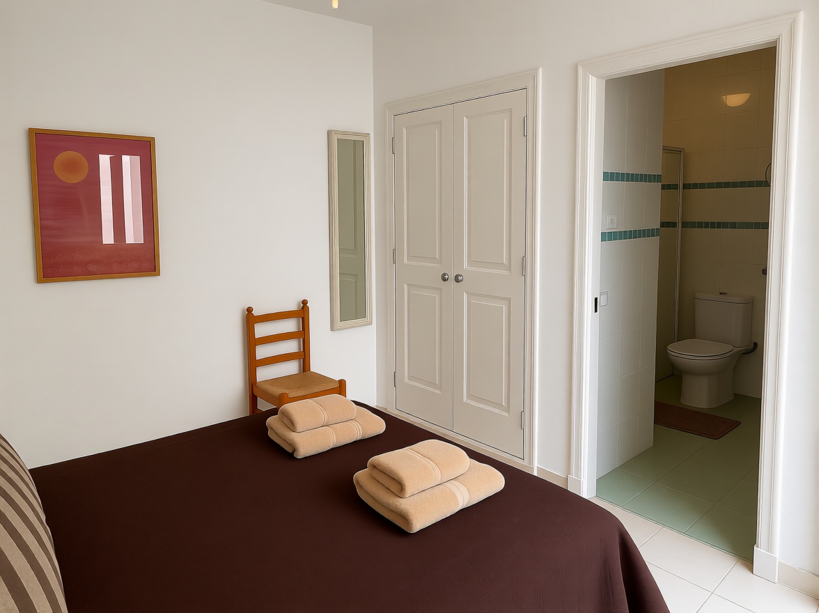Beachfront flat in Es Mercadal — Bathroom