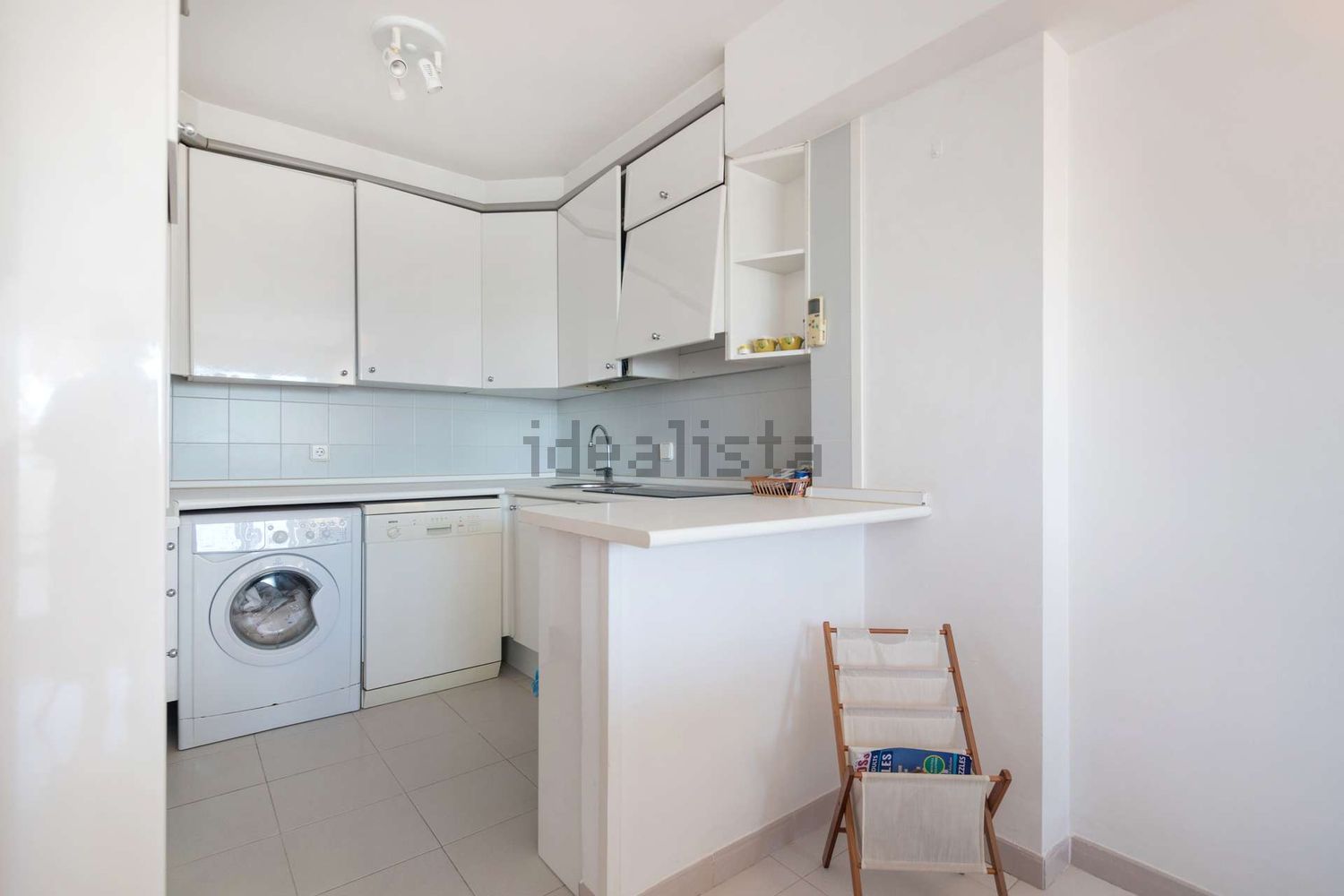 Apartamento em primeira linha de praia em Santa Eulalia del Río — Cozinha