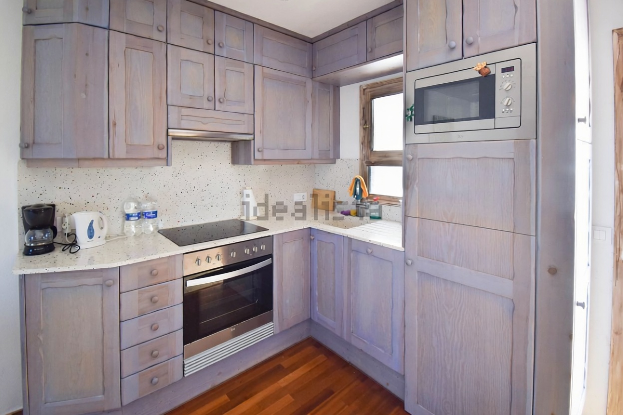 Beachfront flat in Blanes — Kitchen