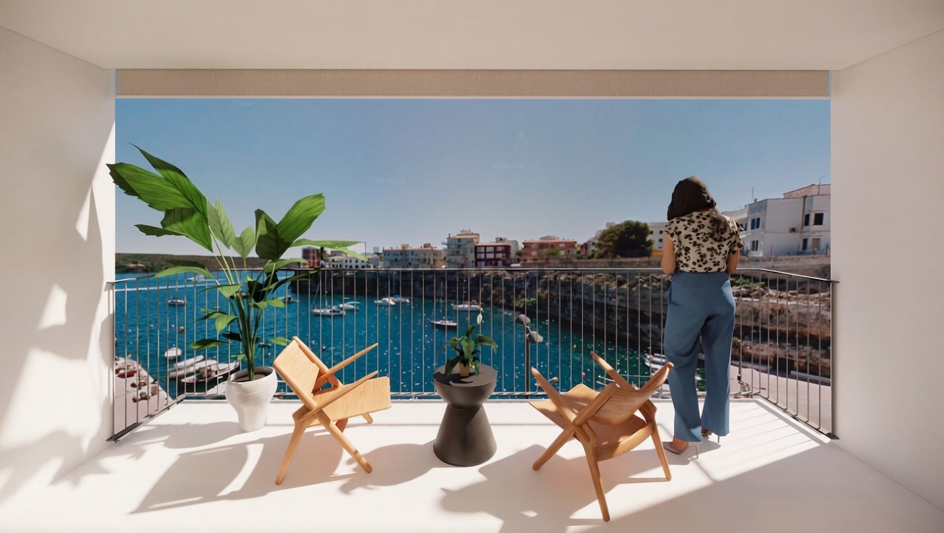 Beachfront flat in Es Castell
