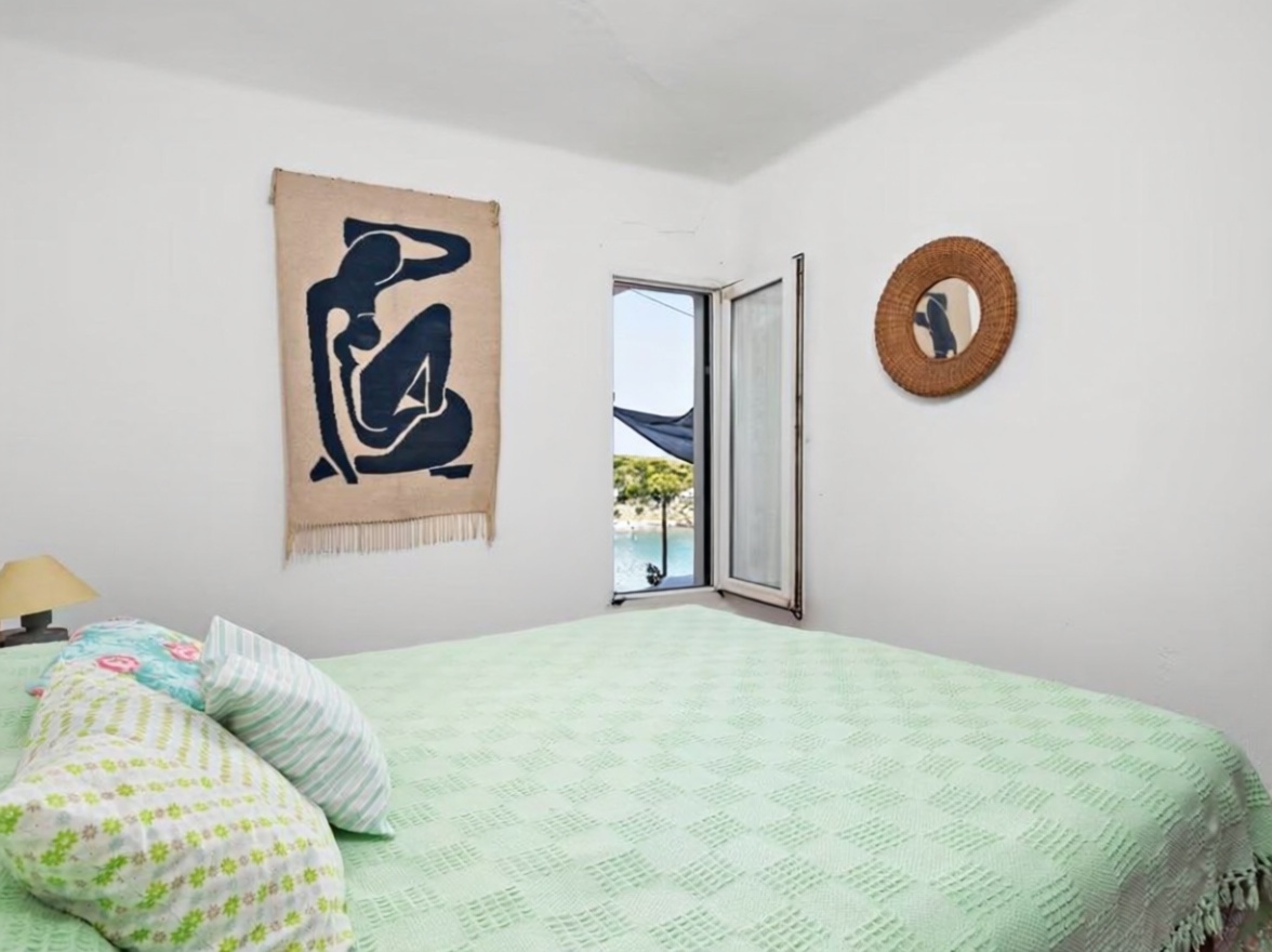 Beachfront duplex in Es Mercadal — Bedroom
