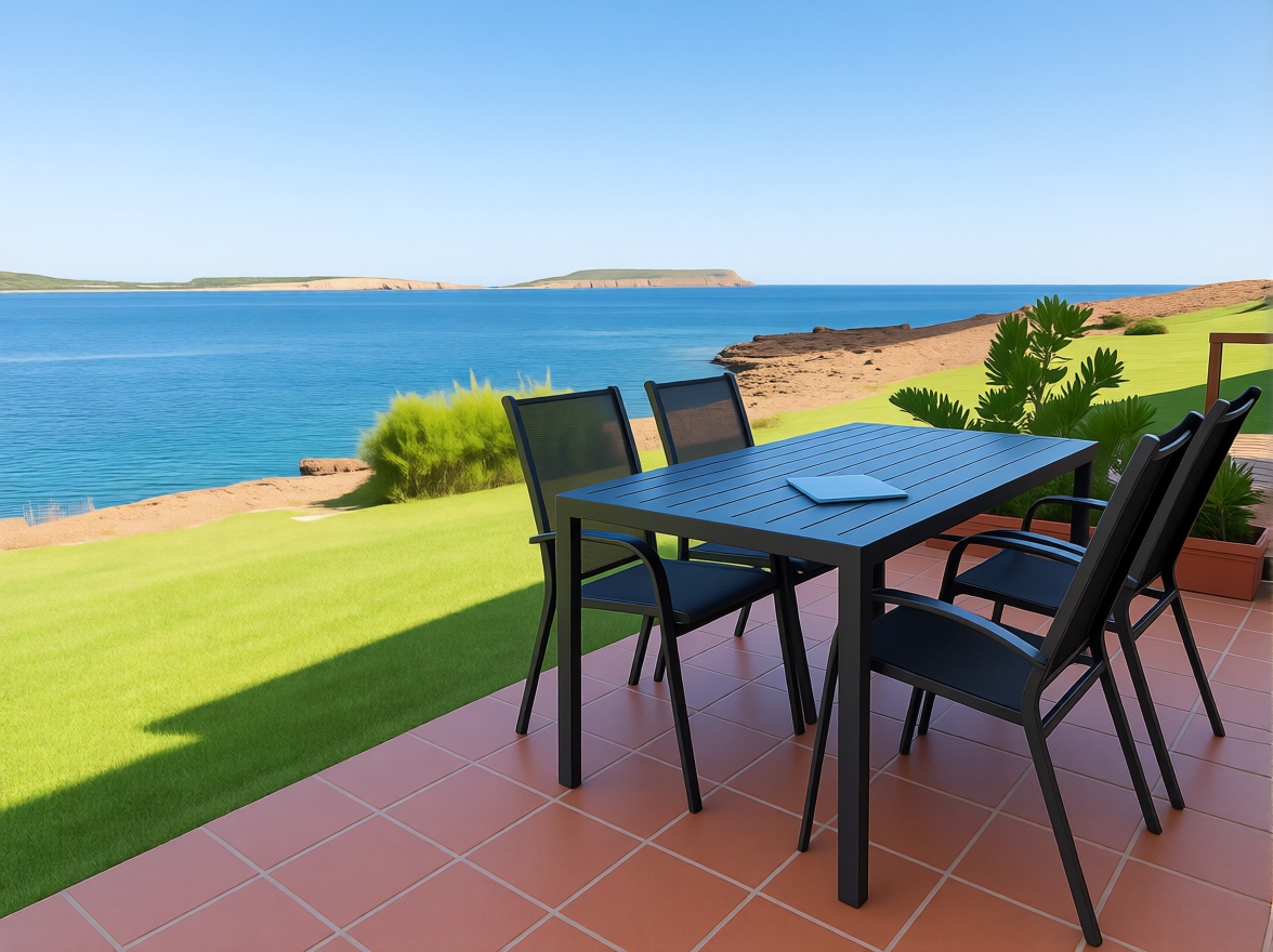 Wohnung in erste Strandlinie in Es Mercadal — Meerterrasse