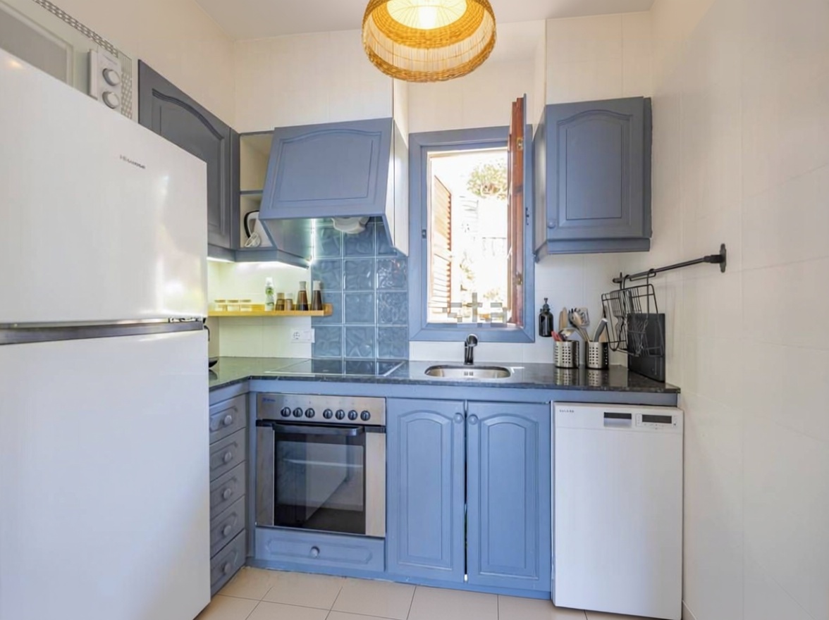Wohnung in erste Strandlinie in Es Mercadal — Küche