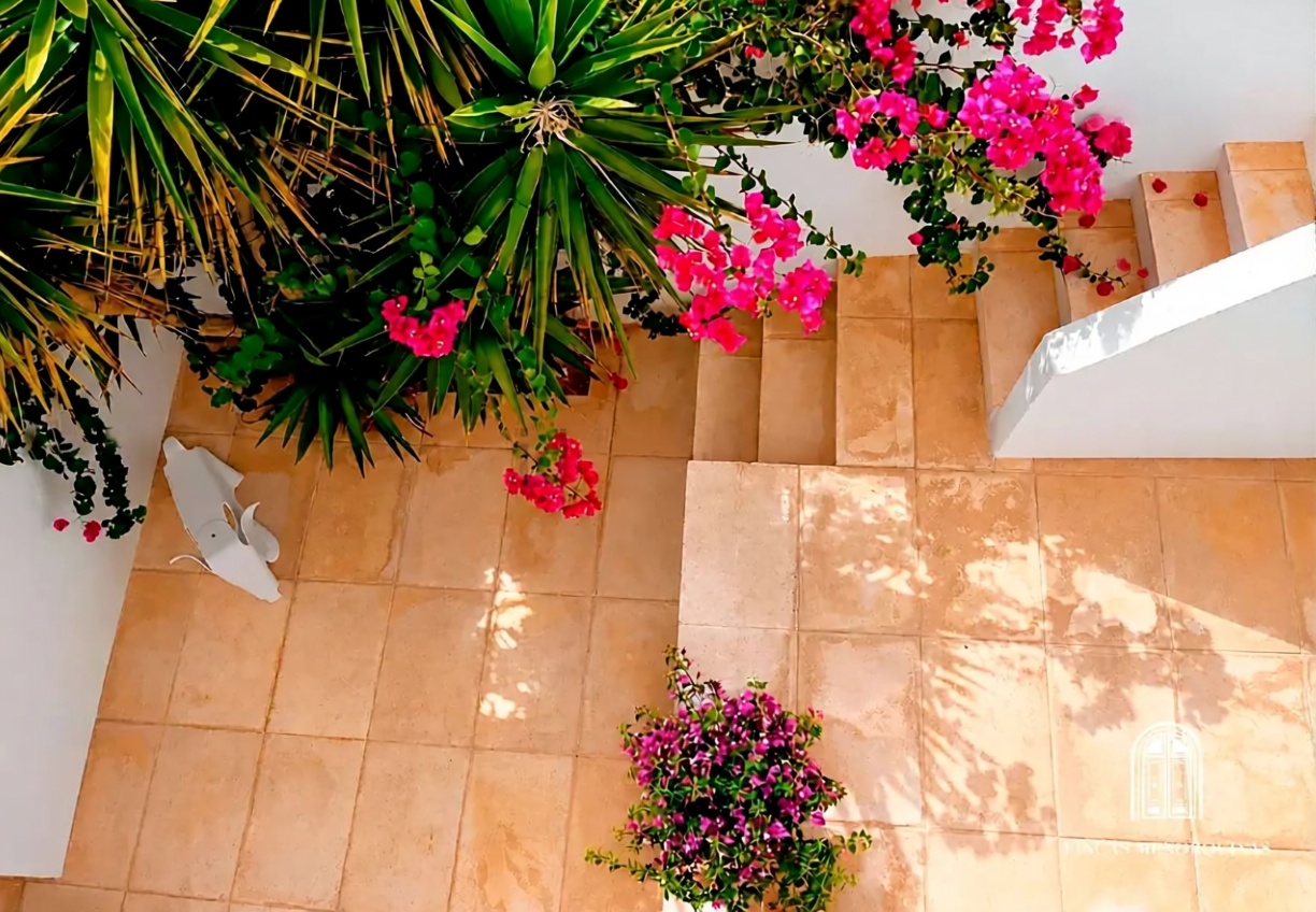 Chalet mit direkter Strandzugang in Ciutadella — Terrasse