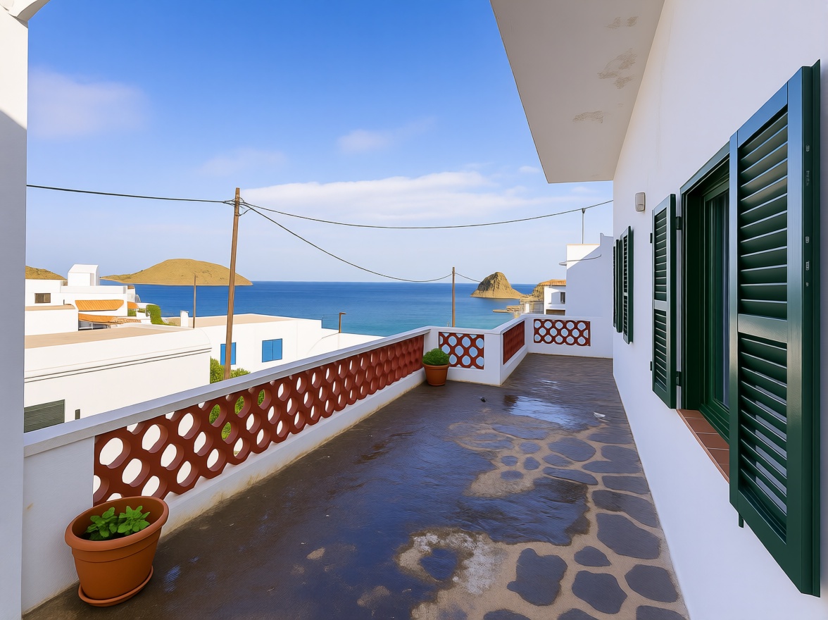 Chalet with direct beach access in Maó/Mahón