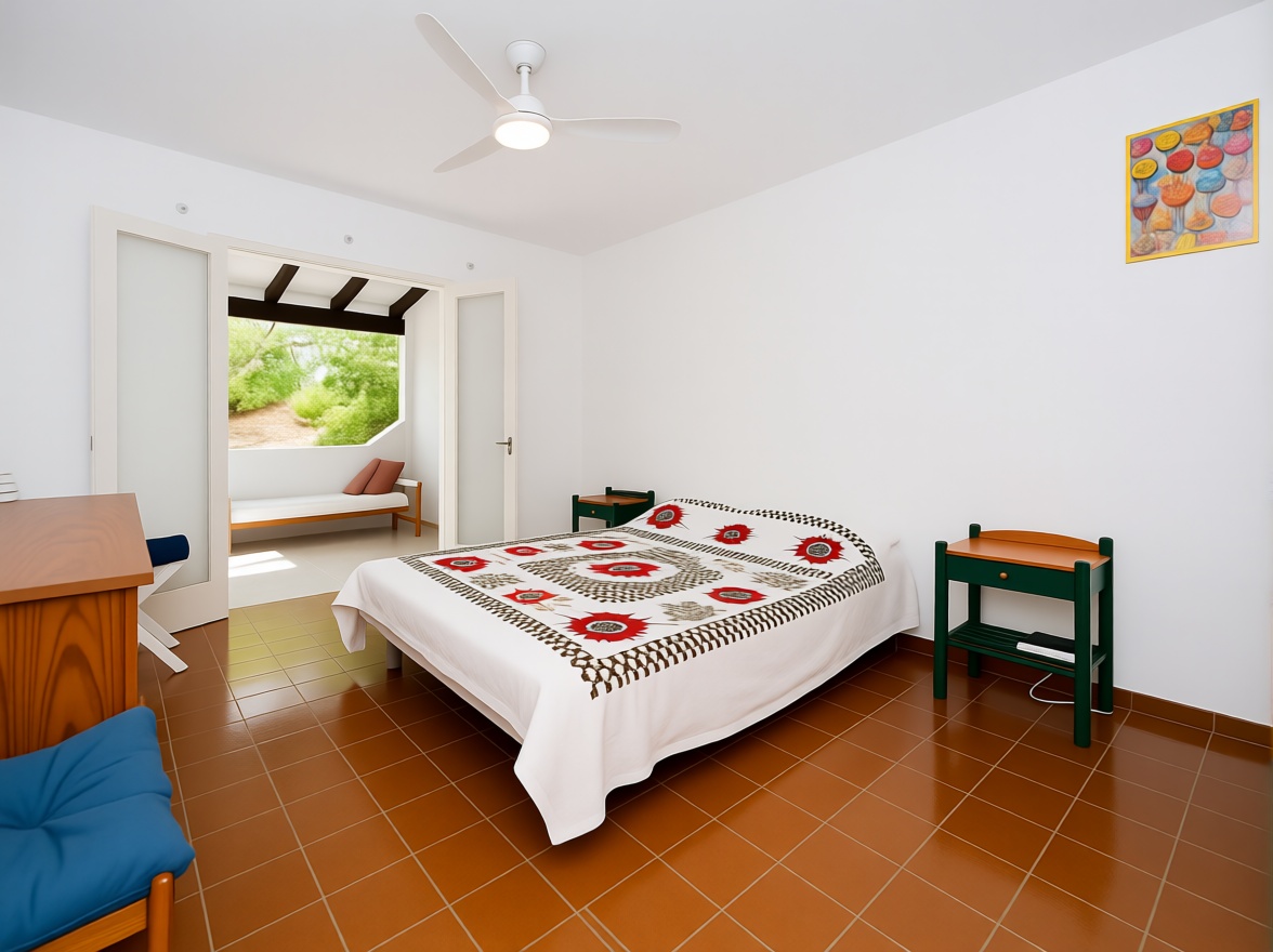 Beachfront flat in Es Mercadal — Bedroom