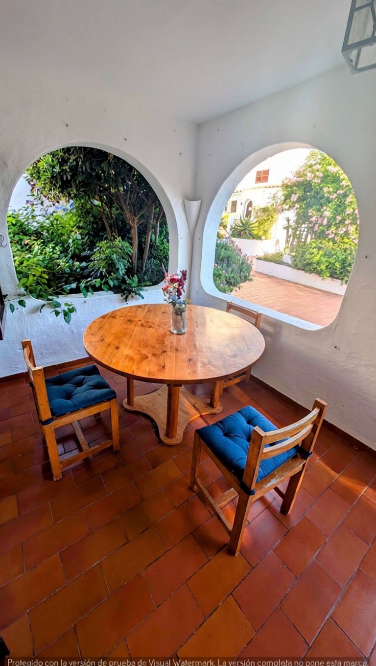 Beachfront flat in Es Mercadal — Kitchen