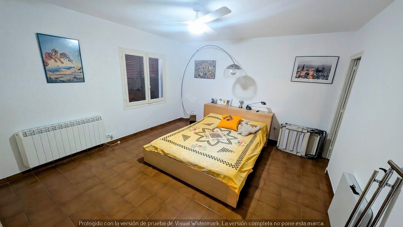 Beachfront flat in Es Mercadal — Bathroom