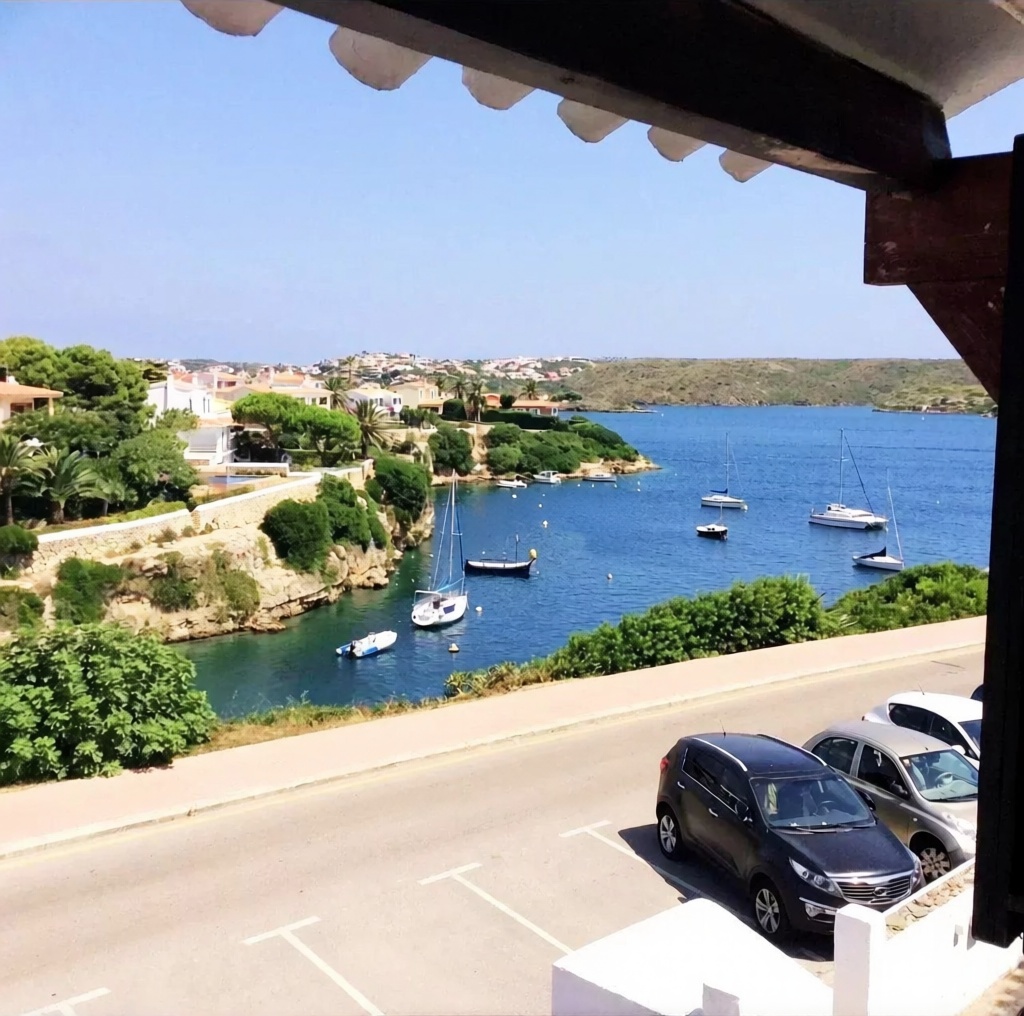 Beachfront duplex in Mallorca, Balears (Illes) — Sea view